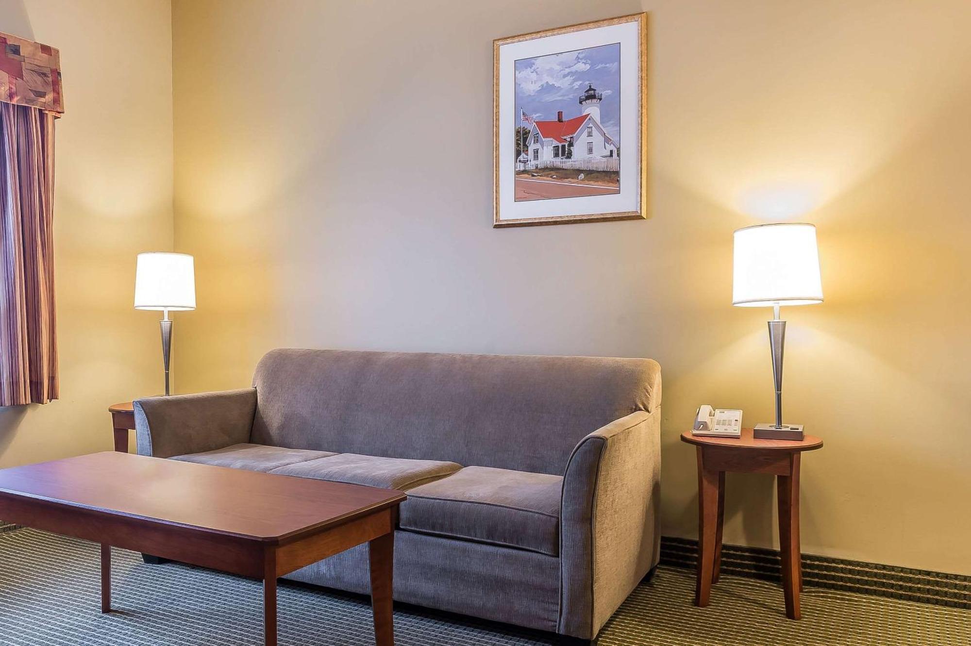 Quality Inn & Suites Hawkesbury Kültér fotó