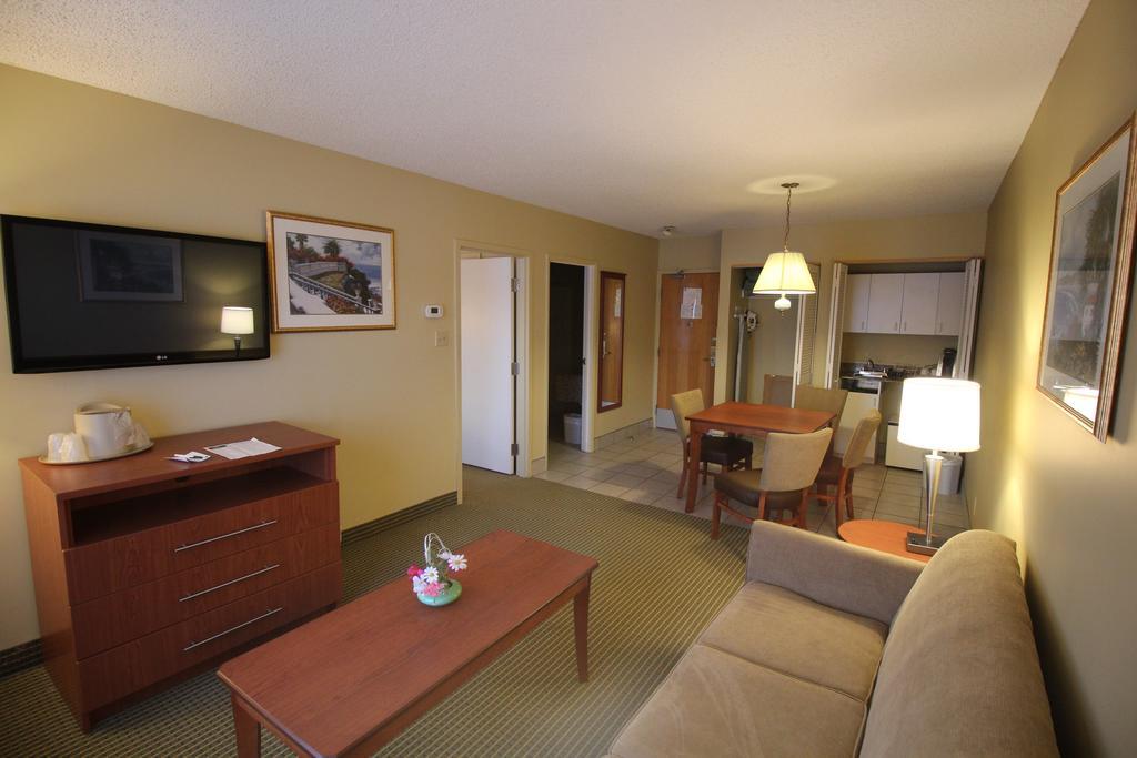 Quality Inn & Suites Hawkesbury Kültér fotó