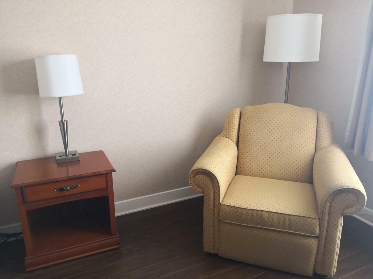 Quality Inn & Suites Hawkesbury Kültér fotó
